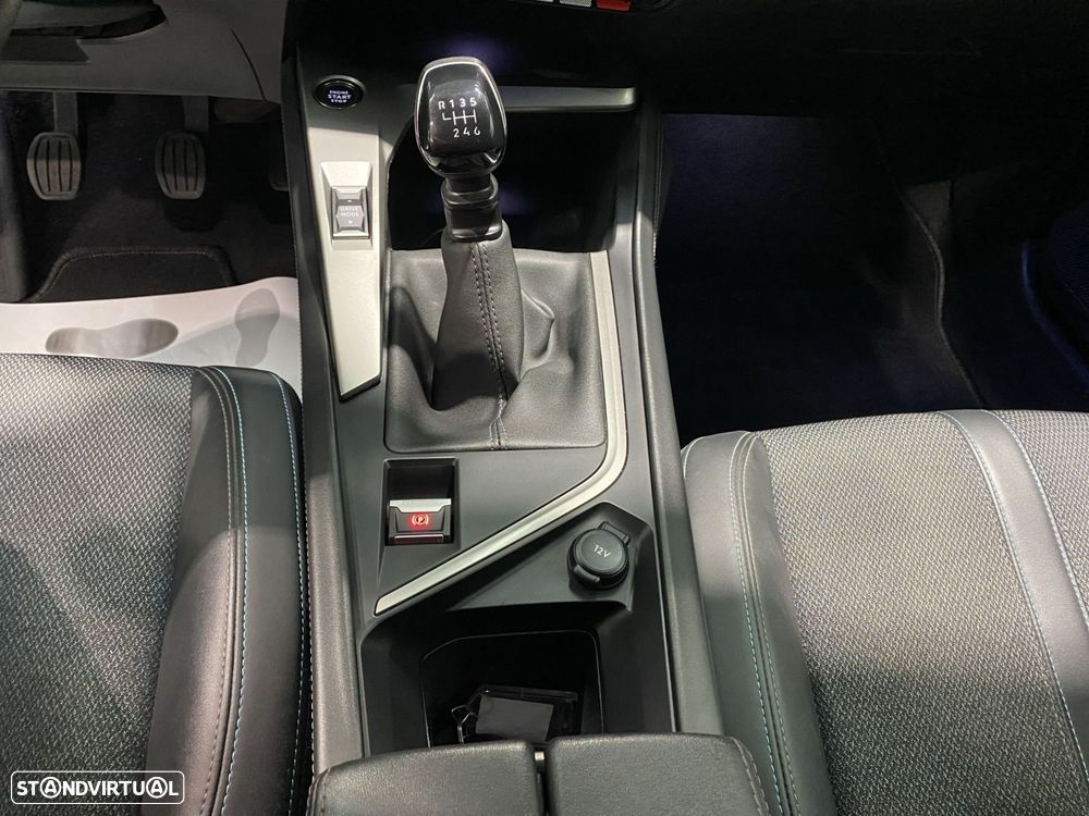 Peugeot 308 1.2 PureTech Allure - 15