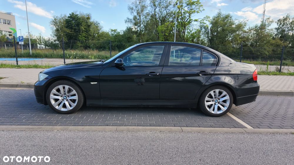 BMW Seria 3 320d - 4