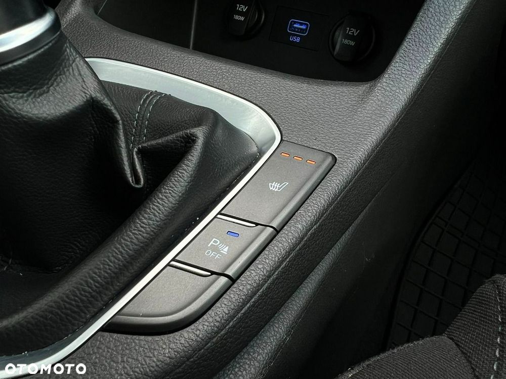 Hyundai i30 1.5 DPI Comfort - 24