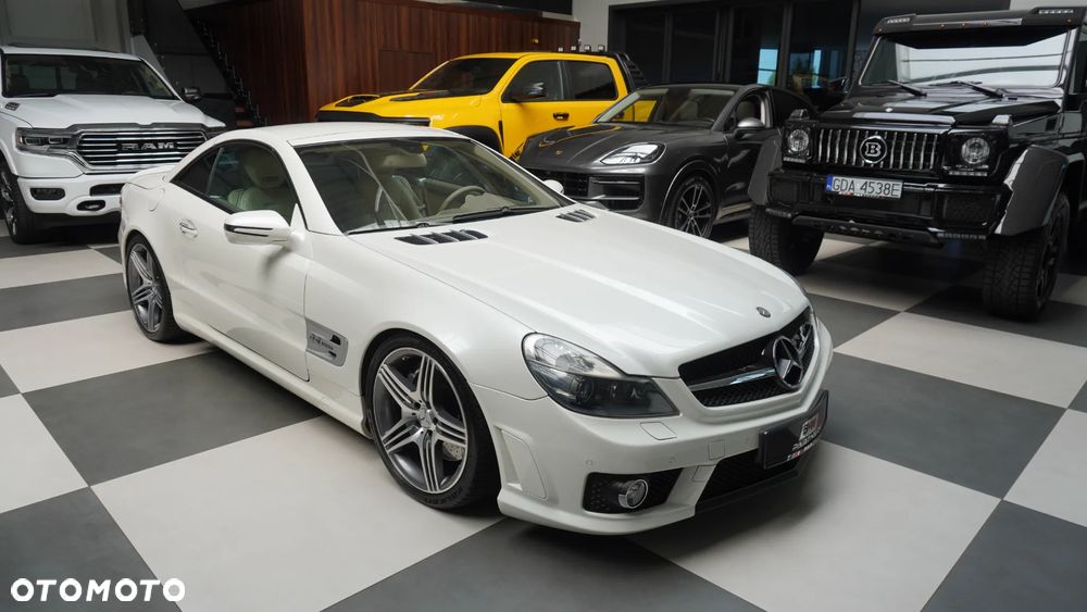 Mercedes-Benz SL 63 AMG SPEEDSHIFT MCT - 2