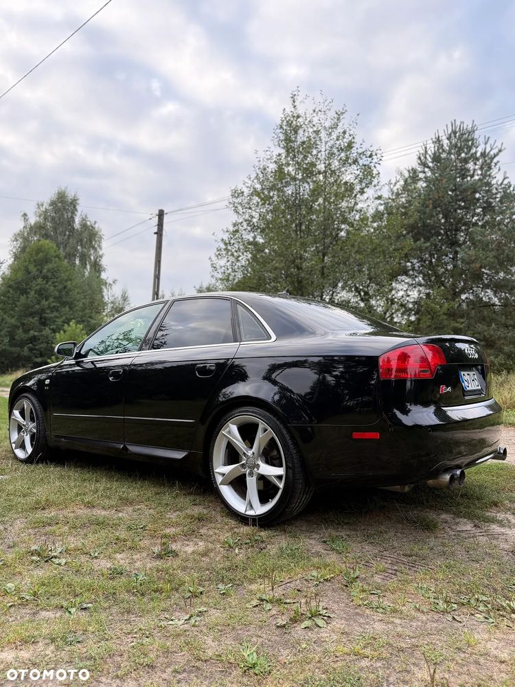 Audi S4 Limousine 4.2 Quattro Tiptr - 10