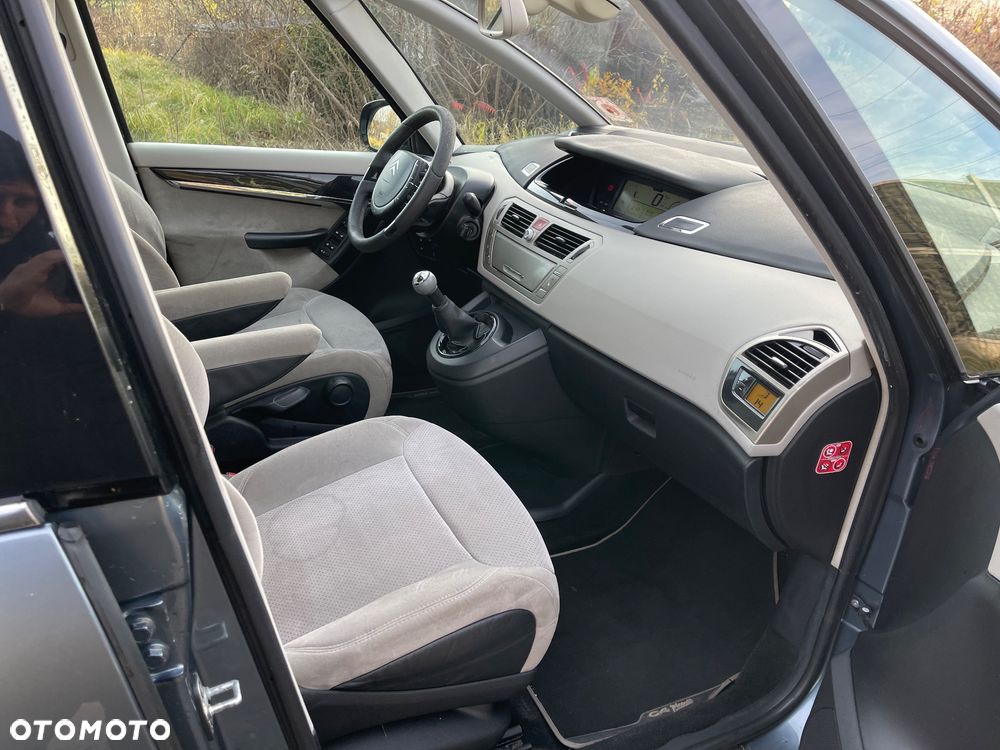 Citroën C4 Picasso 1.6 HDi FAP Confort - 9
