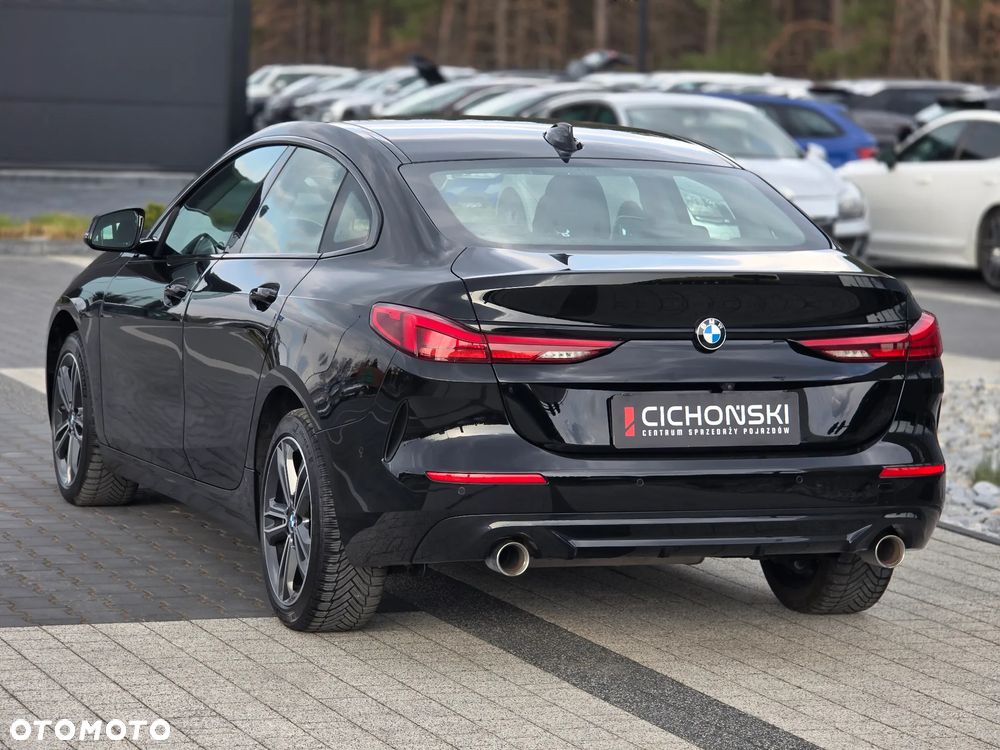 BMW Seria 2 220d xDrive Sport Line sport - 9