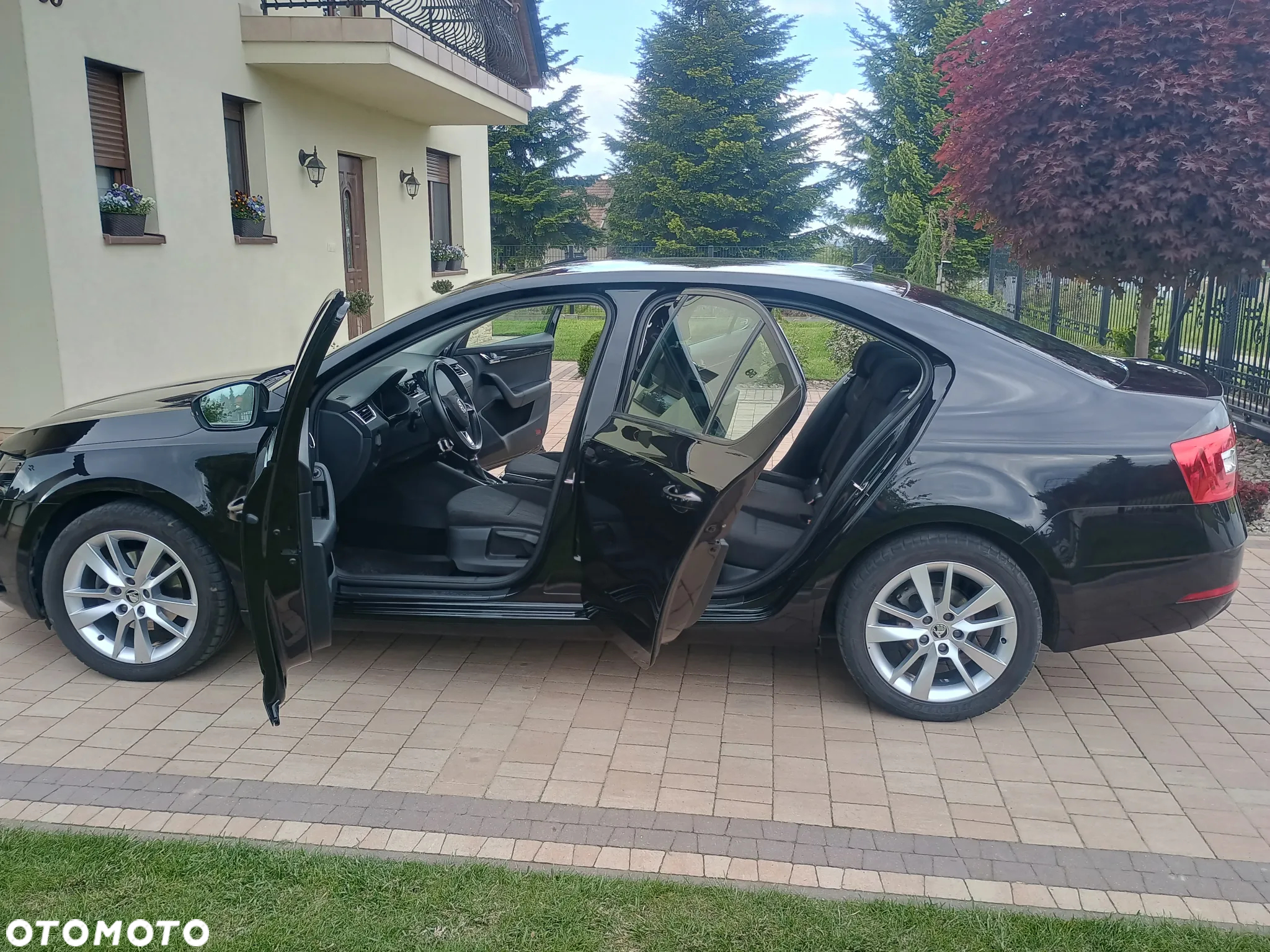 Skoda Octavia 1.5 TSI ACT Style DSG - 5