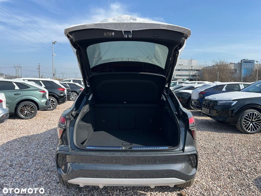 Audi Q3 Sportback - 5