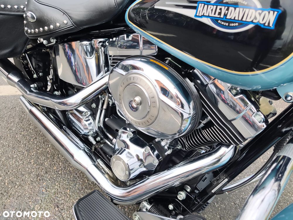 Harley-Davidson Softail Heritage Classic - 19