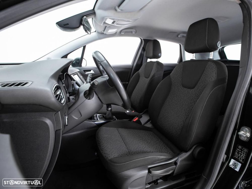Opel Crossland X - 8