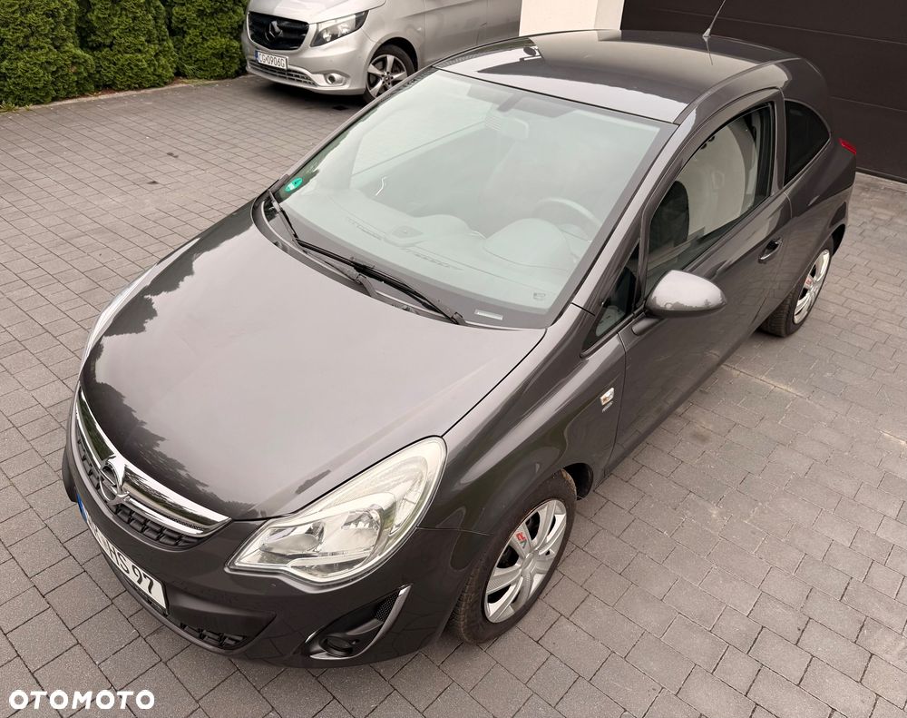 Opel Corsa 1.4 16V Selection - 10