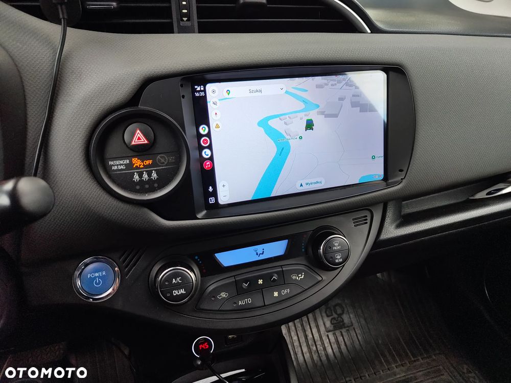 Toyota Yaris - 14