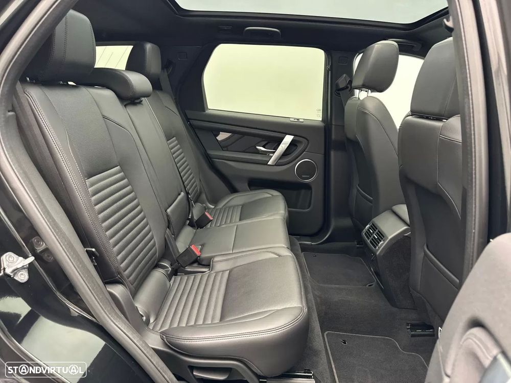 Land Rover Discovery Sport 1.5 I3 P300e AWD SE — fotografia 25