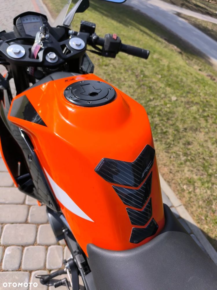KTM RC 125 - 15