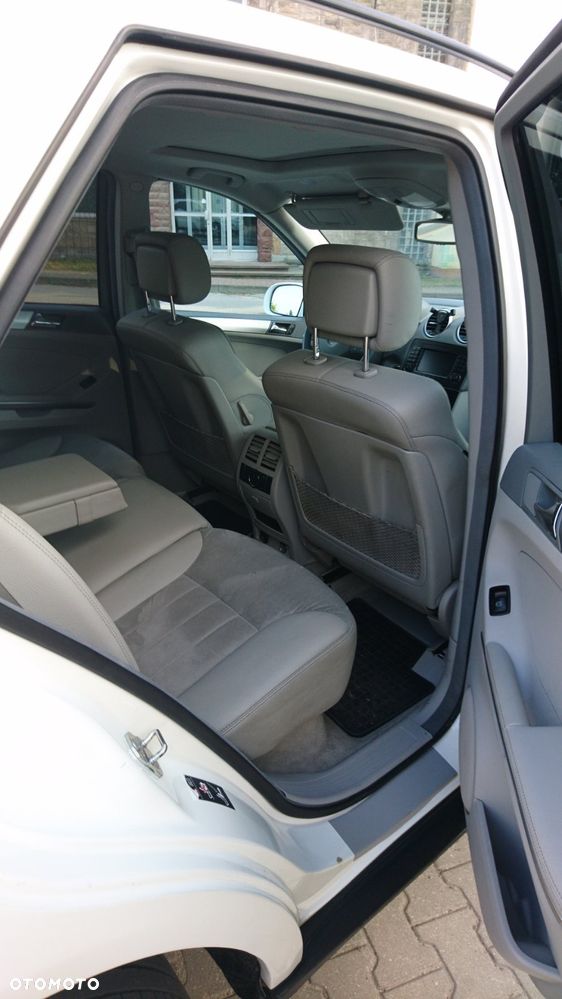 Mercedes-Benz ML - 8