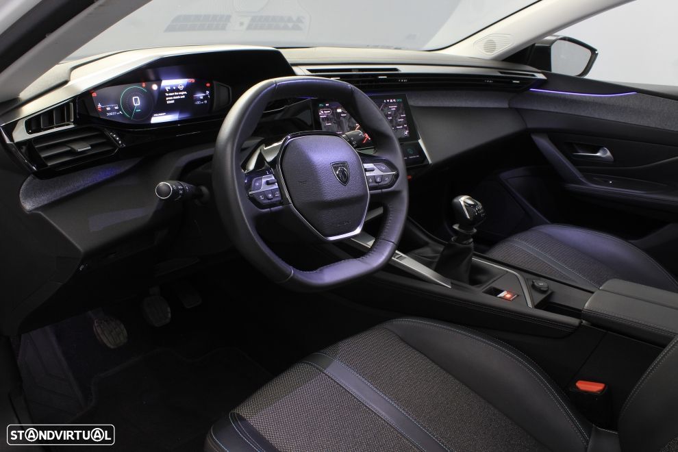 Peugeot 308 SW 1.2 PureTech Allure - 22