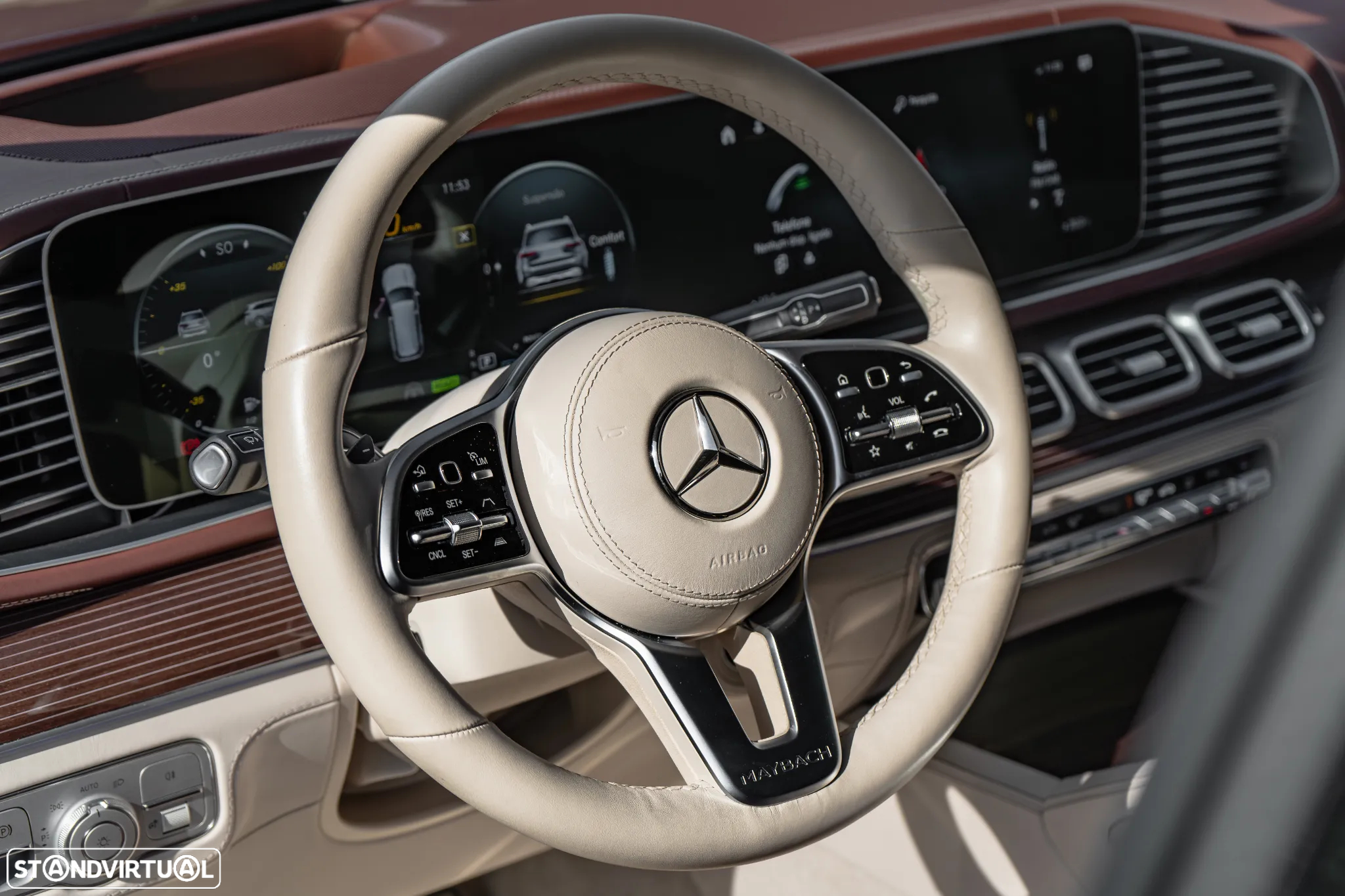 Mercedes-Benz GLS 600 Maybach 4Matic - 36