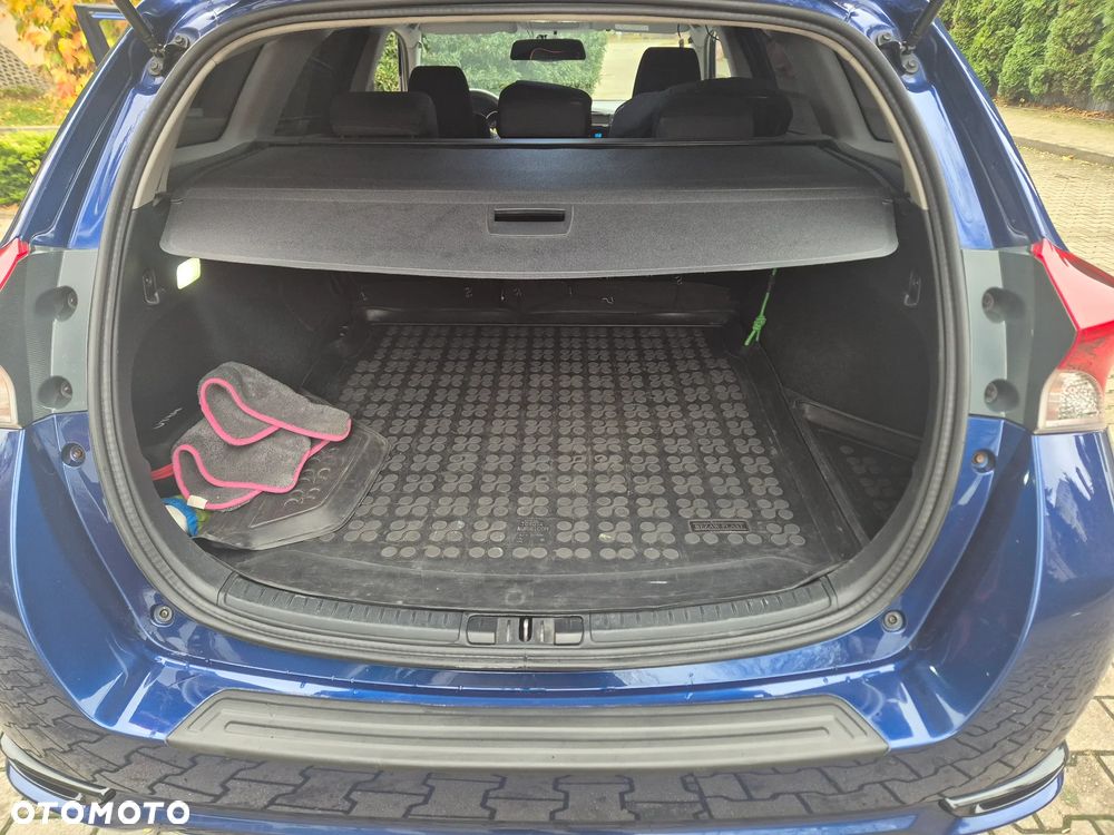 Toyota Auris Hybrid 135 Comfort - 6