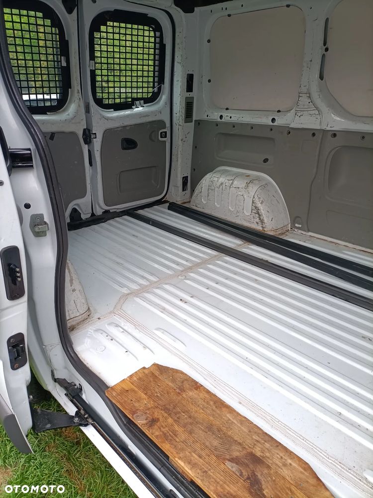 Renault Trafic - 9