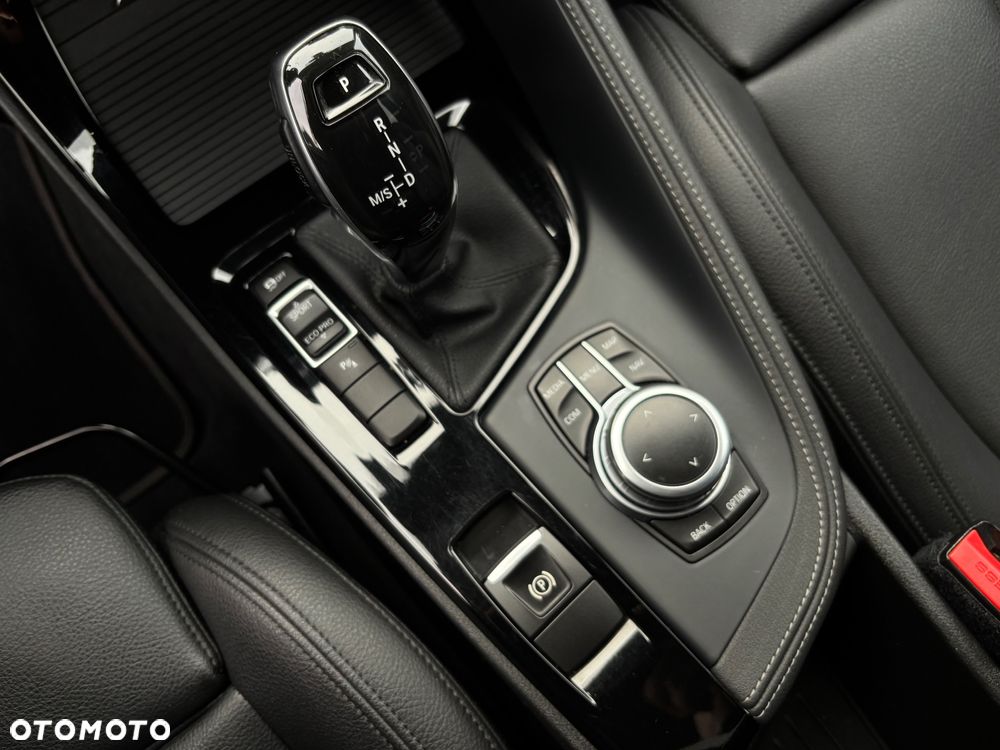 BMW X2 sDrive18d Advantage sport - 19