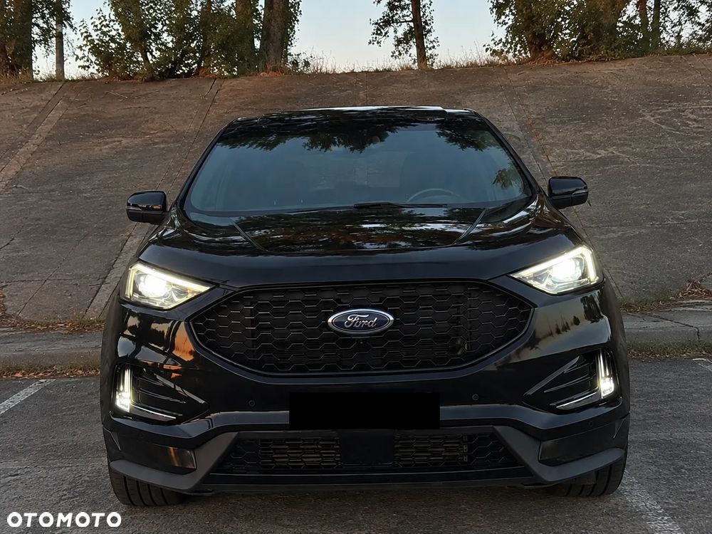 Ford Edge - 2
