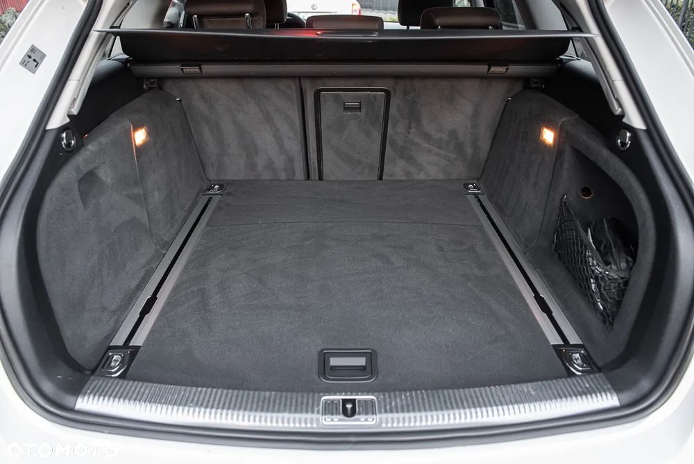 Audi A4 Avant 2.0 TDI - 7