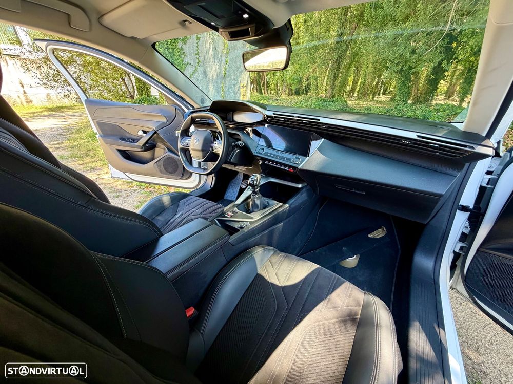 Peugeot 308 1.2 PureTech Allure Pack - 53