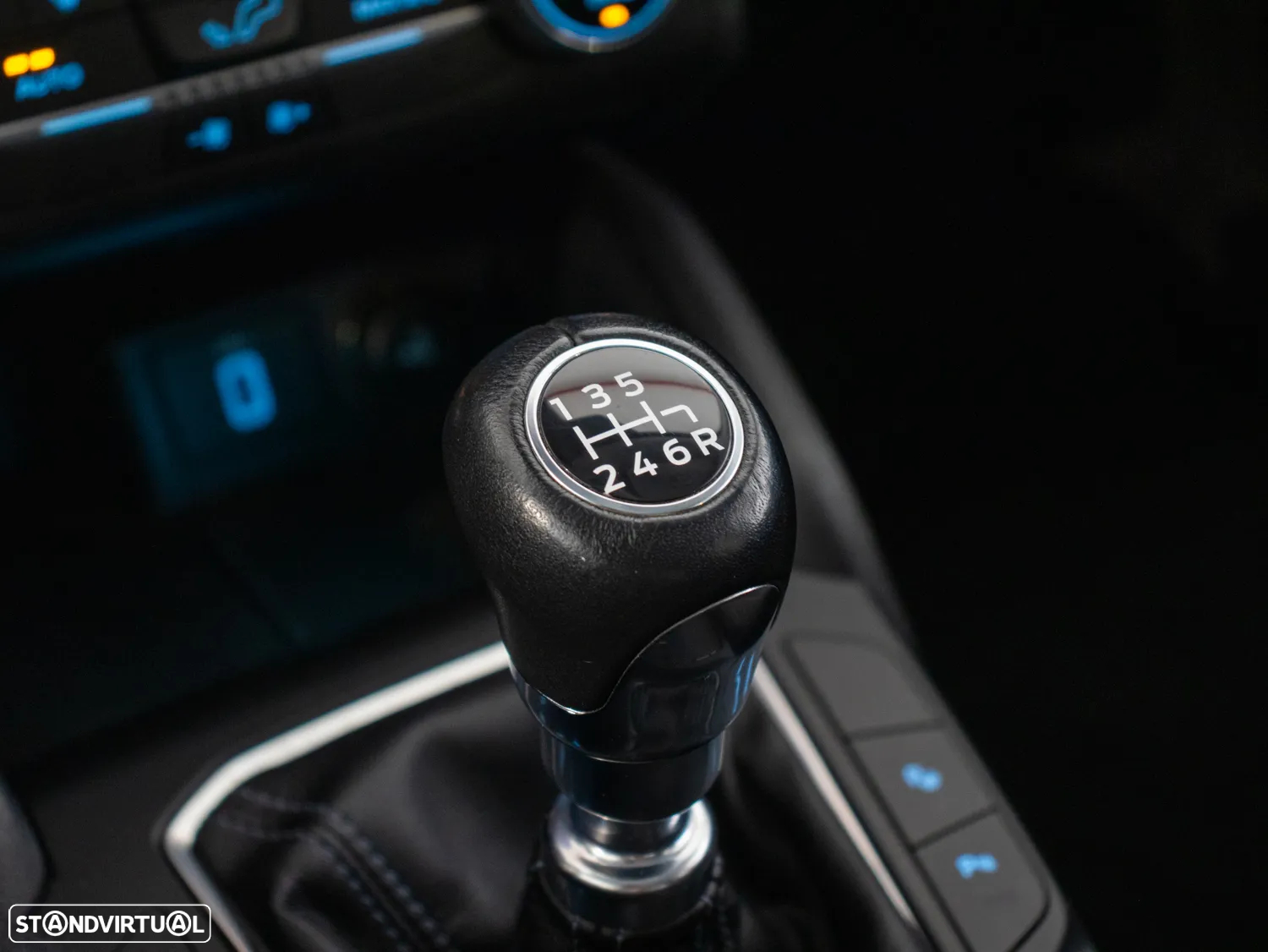 Ford Focus 1.0 EcoBoost MHEV Active - 23