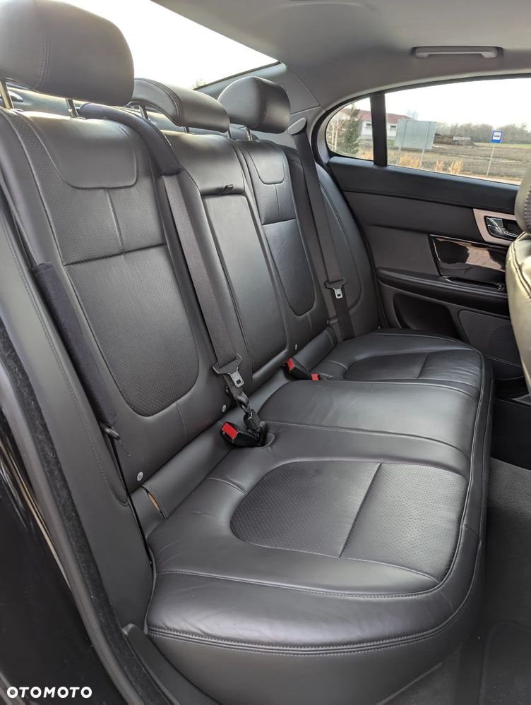 Jaguar XF 3.0 V6 D S Luxury - 18