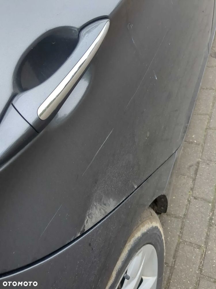 Hyundai i40 Kombi blue 1.7 CRDi Premium - 27