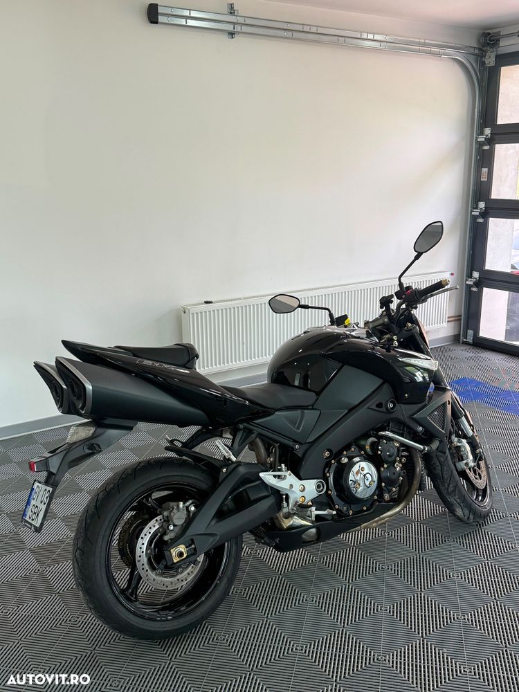 Suzuki GSX 1300 B-King - 8