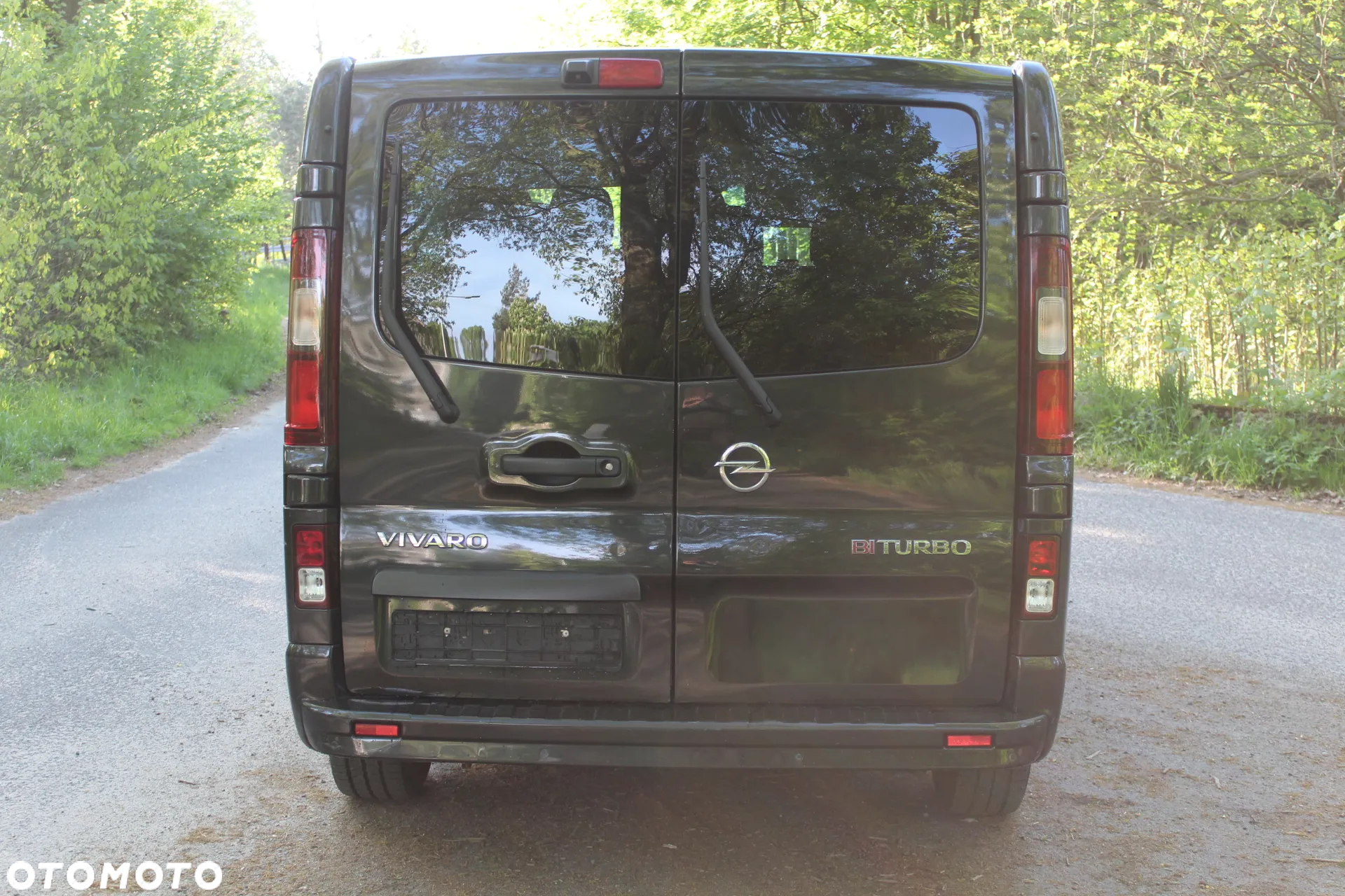 Opel Vivaro L1H1 2.7t Elegance Premium - 10