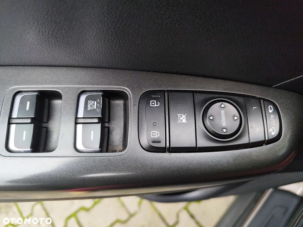 Kia Sportage 1.6 T-GDI M 2WD - 19