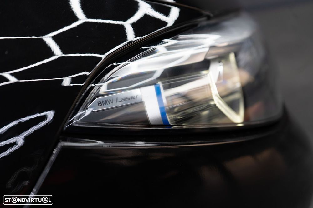 BMW M8 Competition - 16