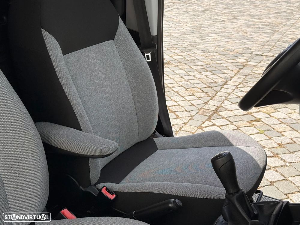 Fiat Fiorino Diesel 1.3 M-jet SX 4P (80cv) - 13