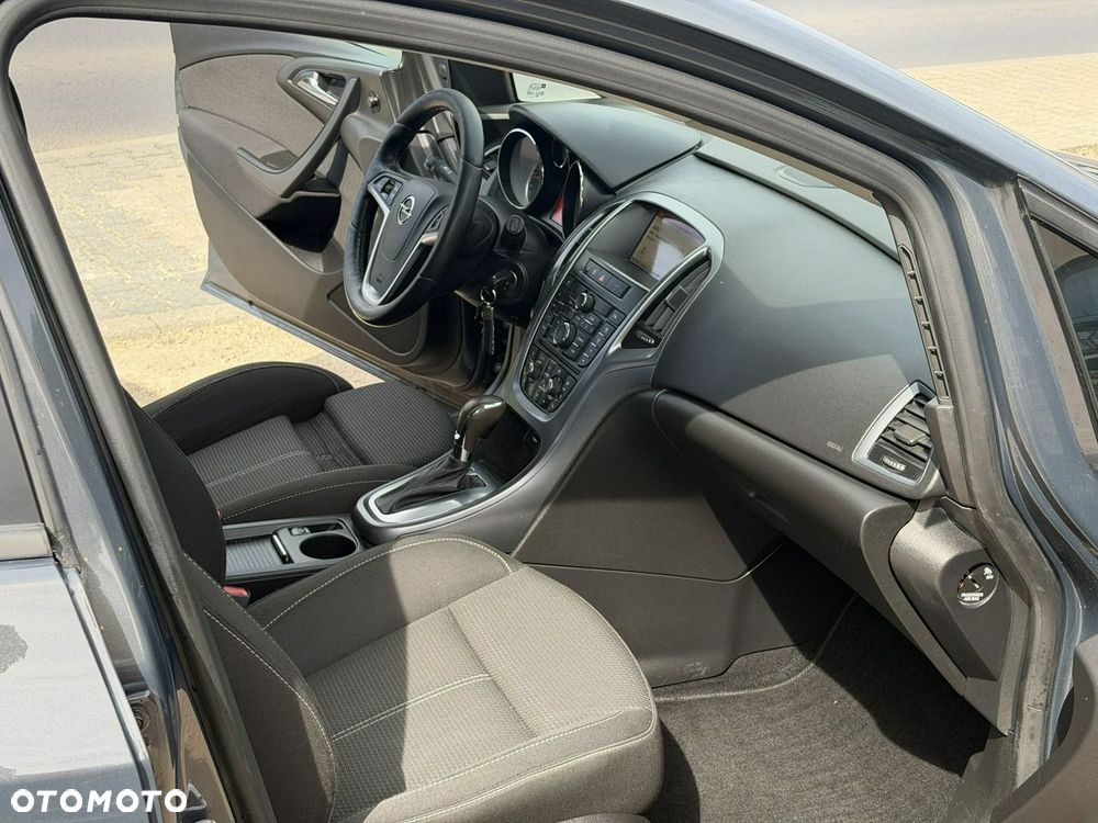 Opel Astra - 16