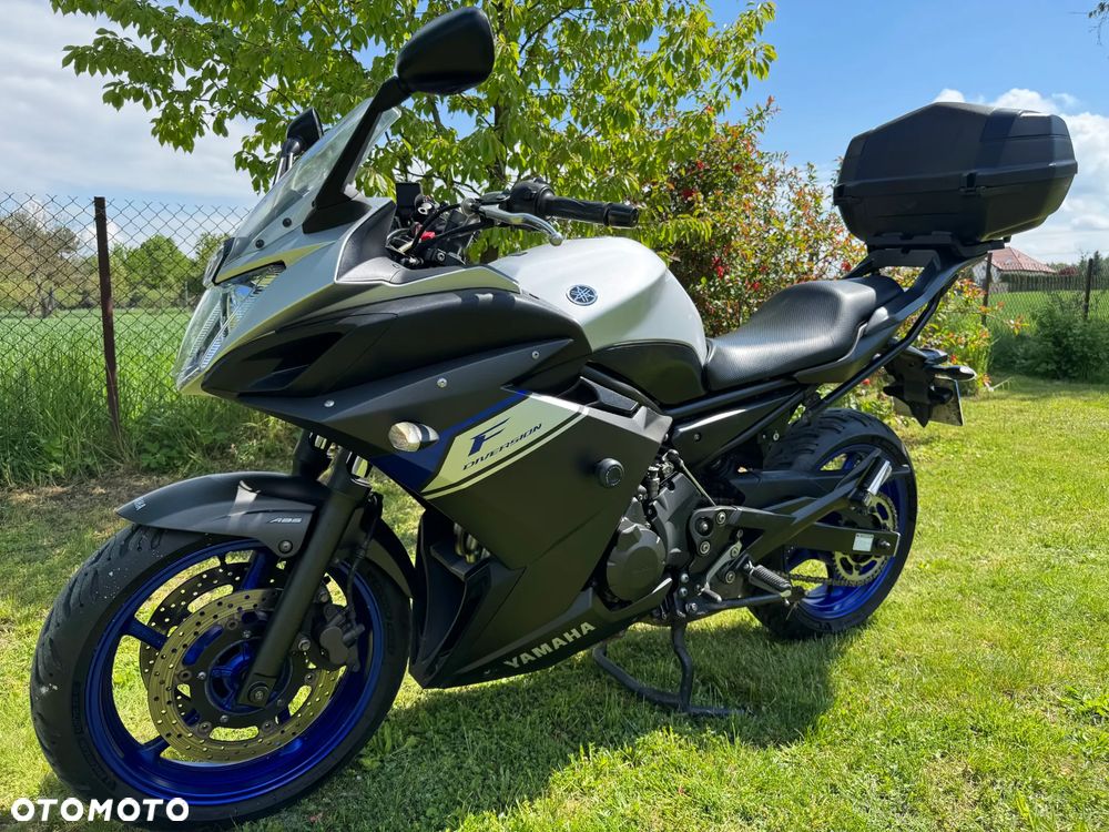 Yamaha XJ - 2