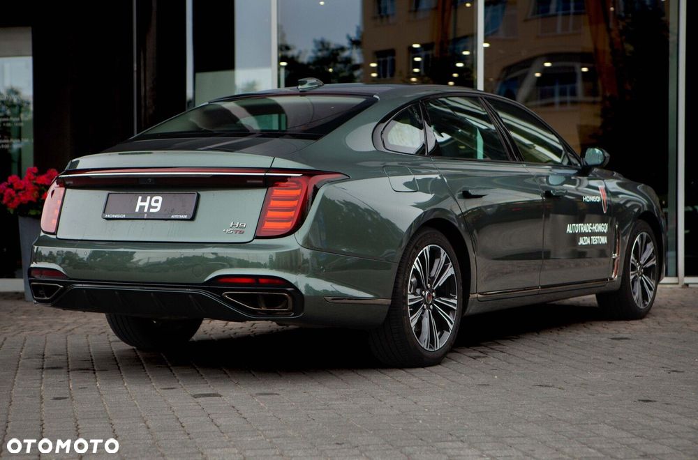Hongqi H9 - 10