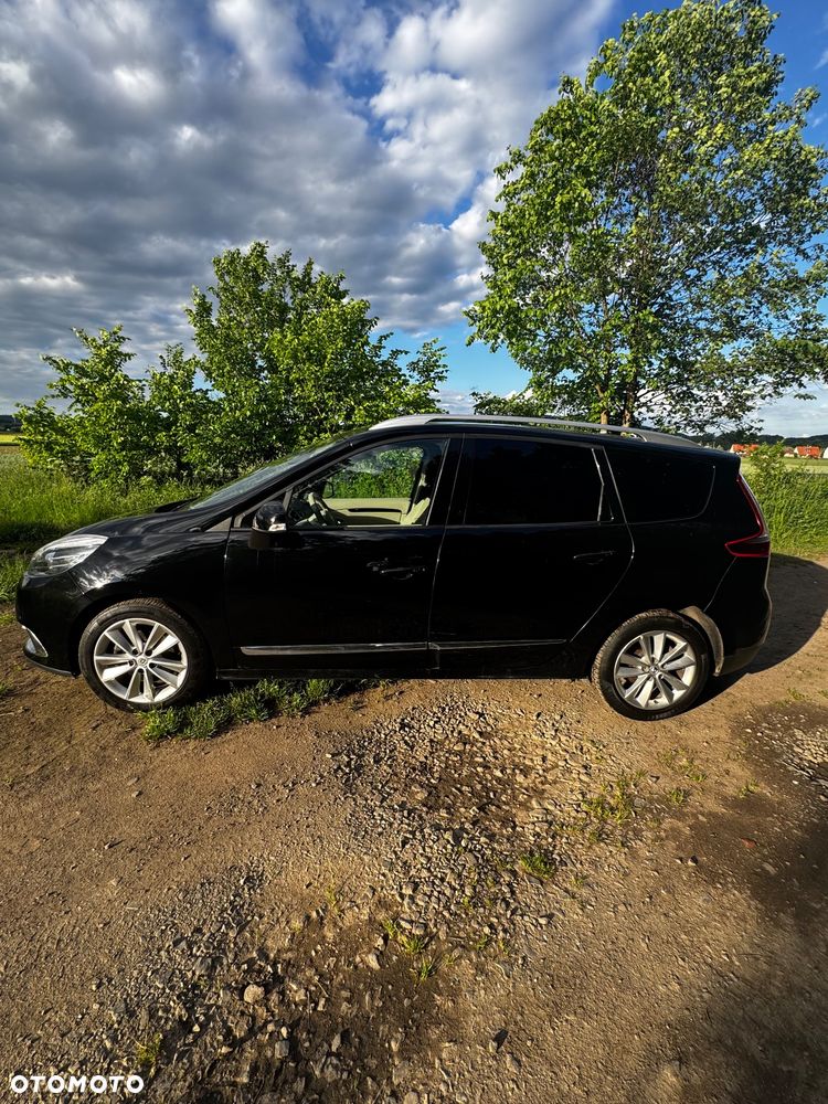Renault Scenic - 8