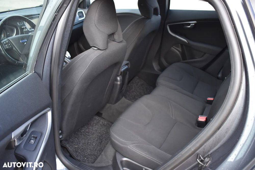 Volvo V40 D2 - 7