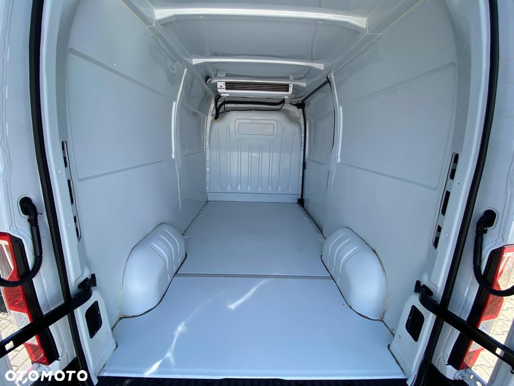 Renault MASTER 2,3 DCI 135KM L2H2 CHŁODNIA 0 STOPNI ( LEKI ) - 23