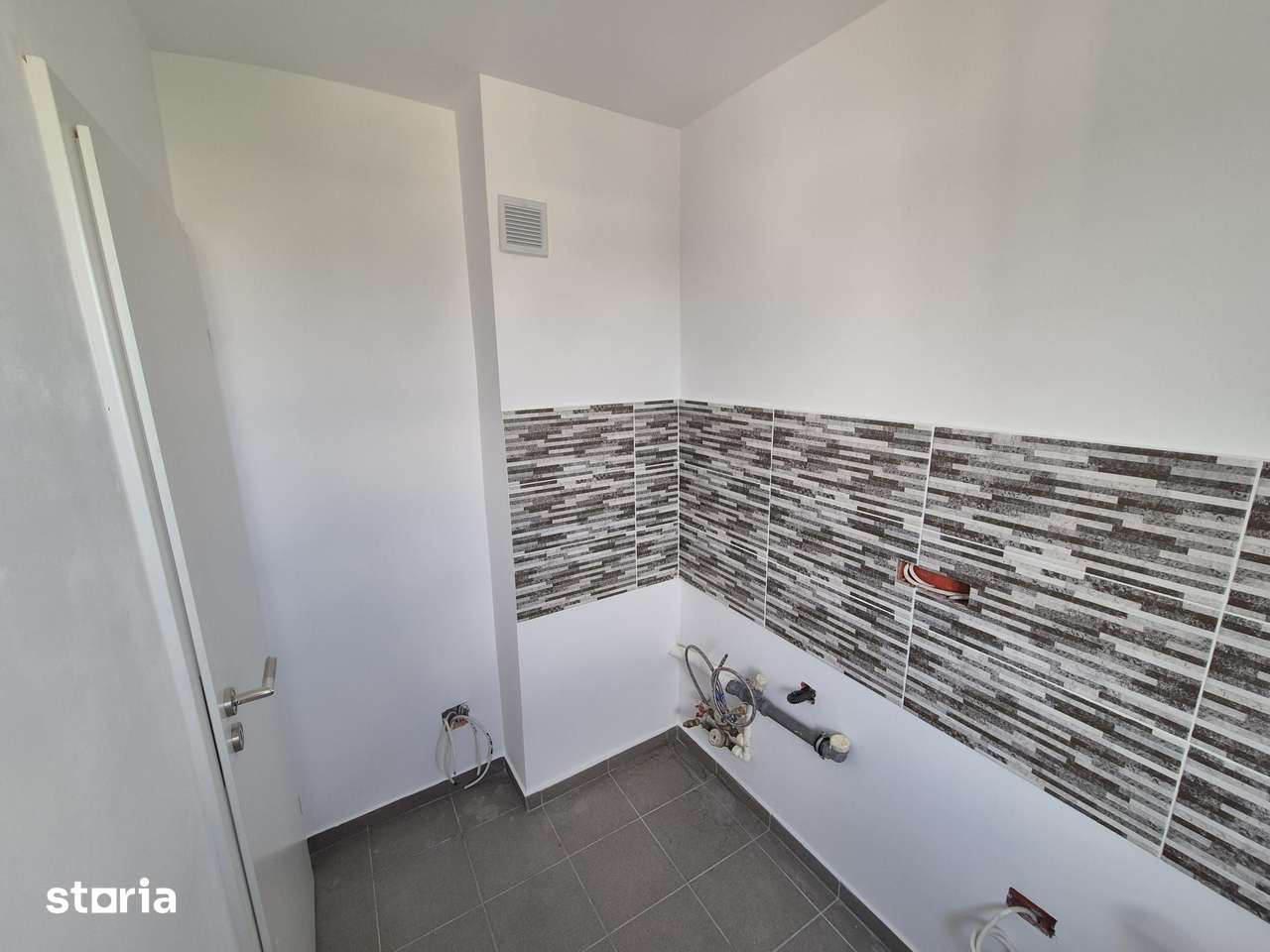 Garsoniera renovata integral Favorit, Drumul Taberei - Imagine principală: 5/20