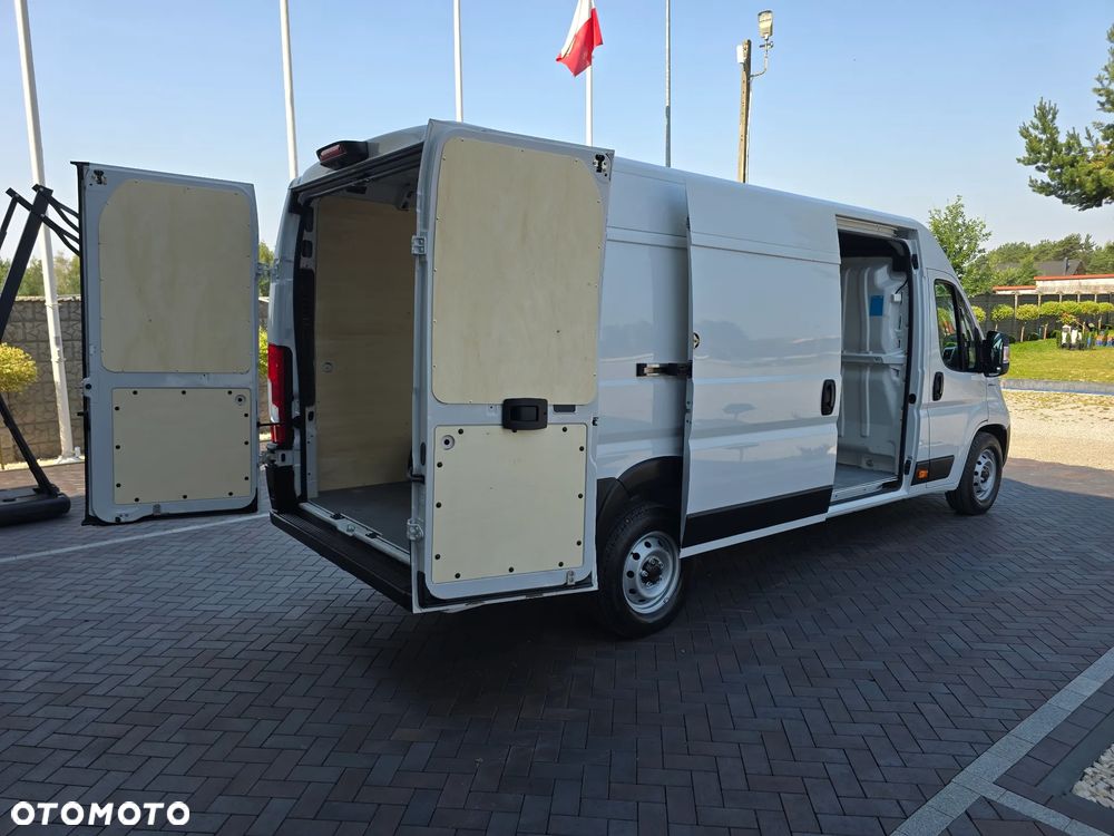 Fiat DUCATO L4H2 MAXI KOŁA16 Cali SILNIK IVECO 2,3 140KM 85 Tyś km SERWIS DO OSTATNIEGO Km ASO FIAT SALON POLSKA BOGATA OPCJA WYPOSAŻENIA  TEMPOMAT KAMERA COFANIA AIR-BAG x2 KLIMA - 15