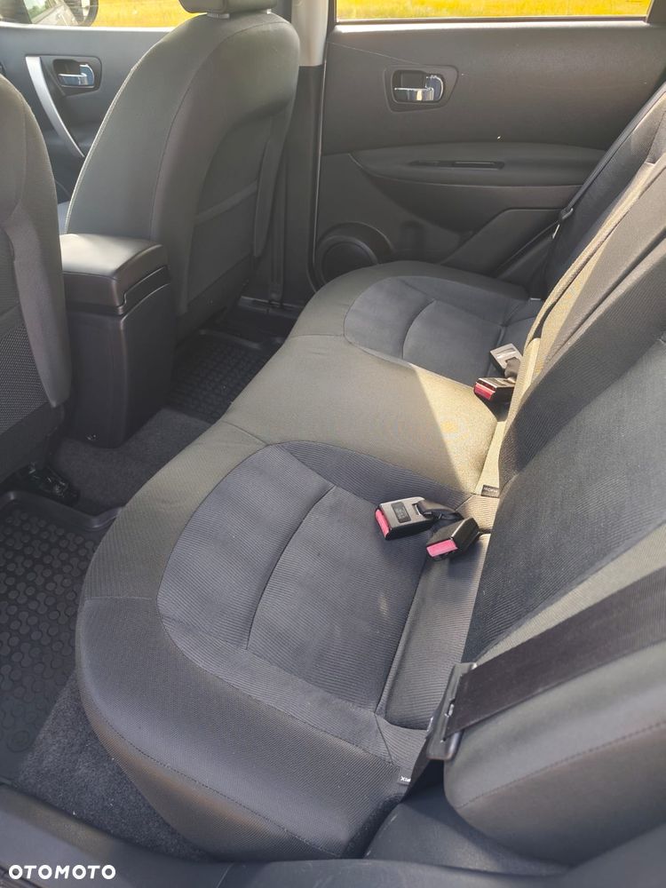 Nissan Qashqai 2.0 dCi DPF tekna - 10