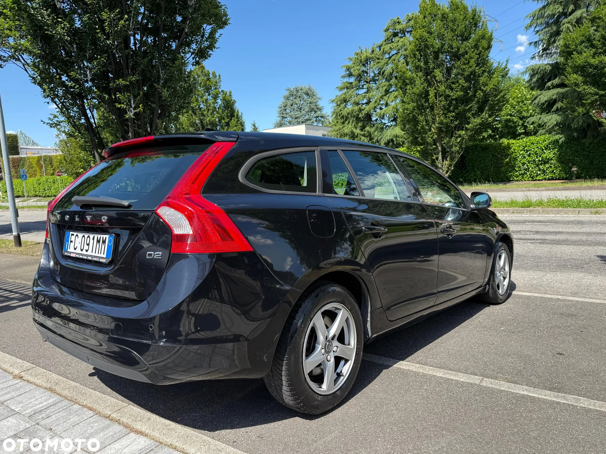 Volvo V60 D2 Summum - 4