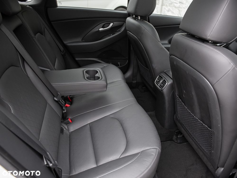 Hyundai i30 - 34