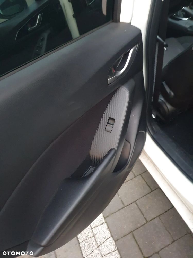Mazda 3 2.2 CD High-Line - 14