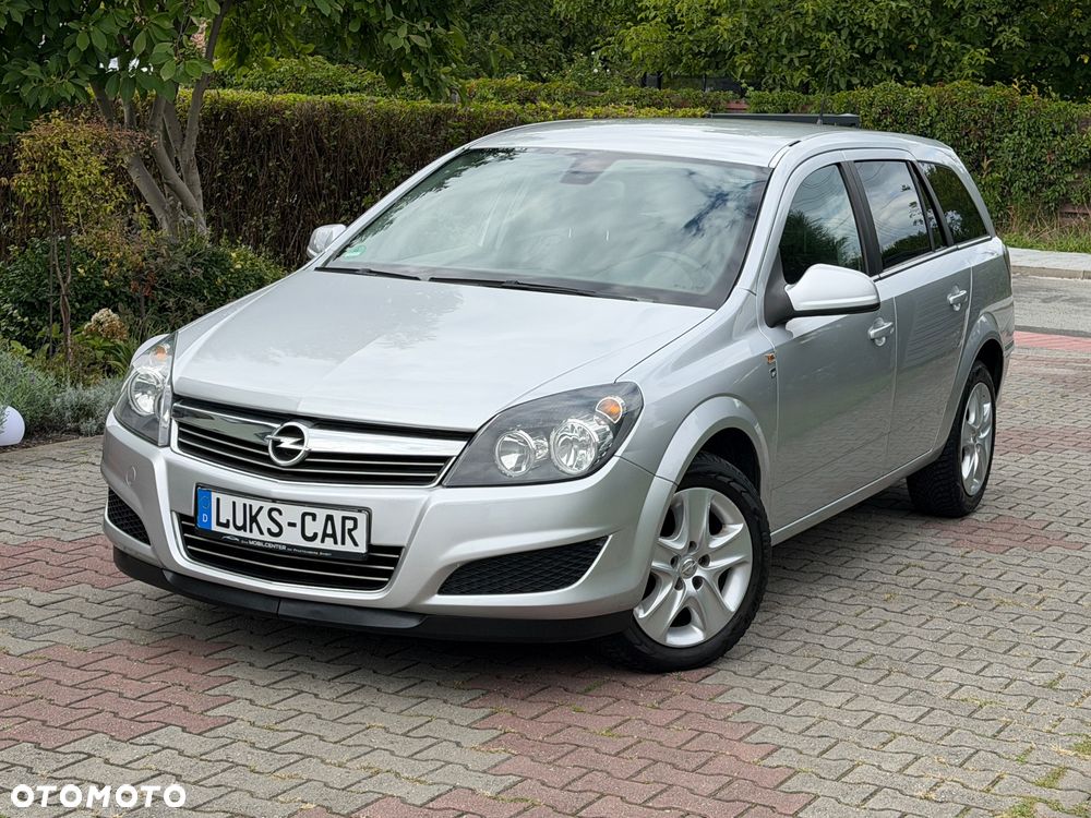 Opel Astra 1.6 Caravan Enjoy - 1