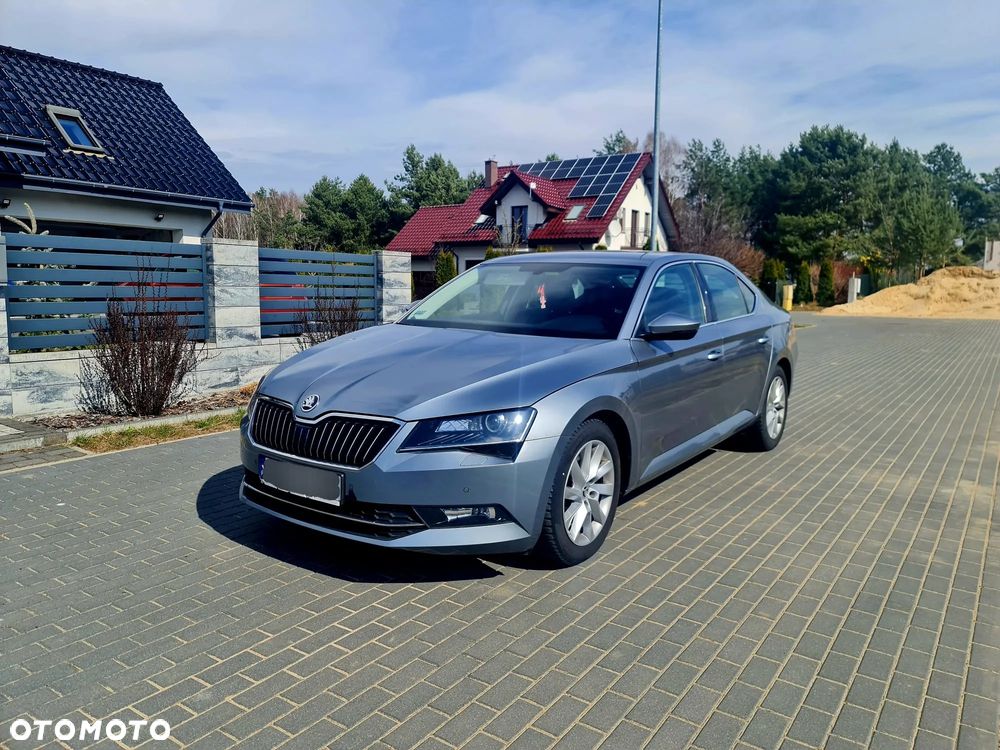 Skoda Superb 2.0 TDI Ambition DSG - 1