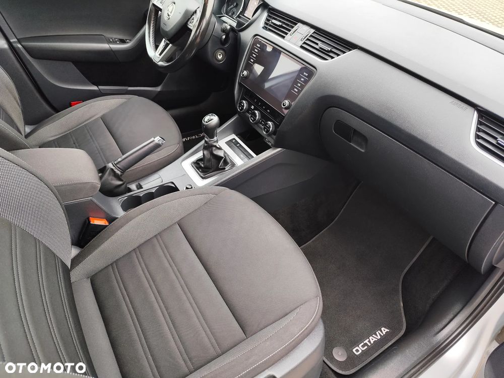 Skoda Octavia 1.4 TSI Ambition - 16