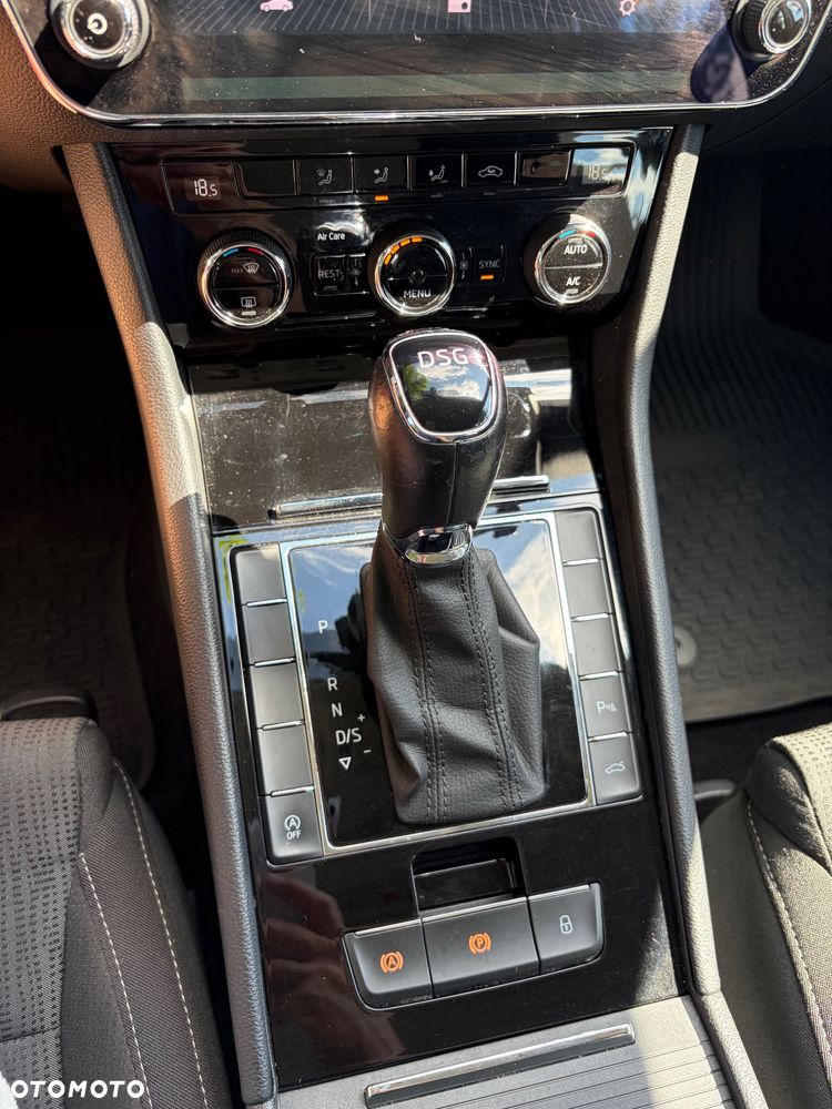 Skoda Superb 1.5 TSI ACT Ambition DSG - 28