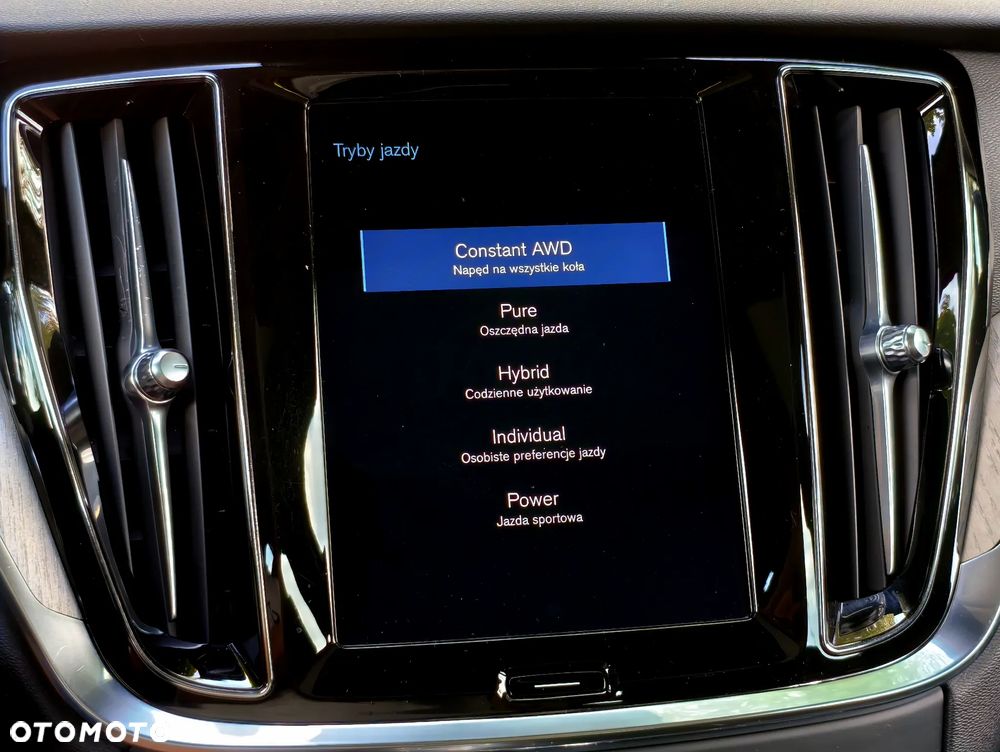 Volvo V60 T8 AWD Twin Engine Geartronic Inscription - 13
