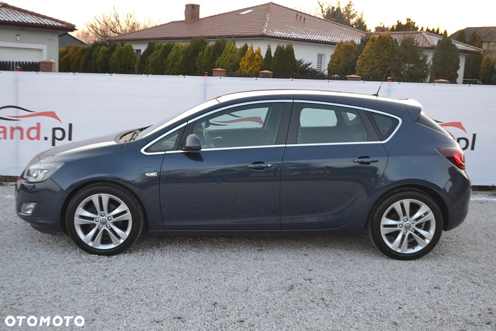 Opel Astra 2.0 CDTI DPF Automatik Innovation - 9